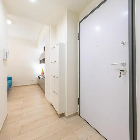 Elegant 1bdr In The Center, 5 Min From The Duomo Apartment